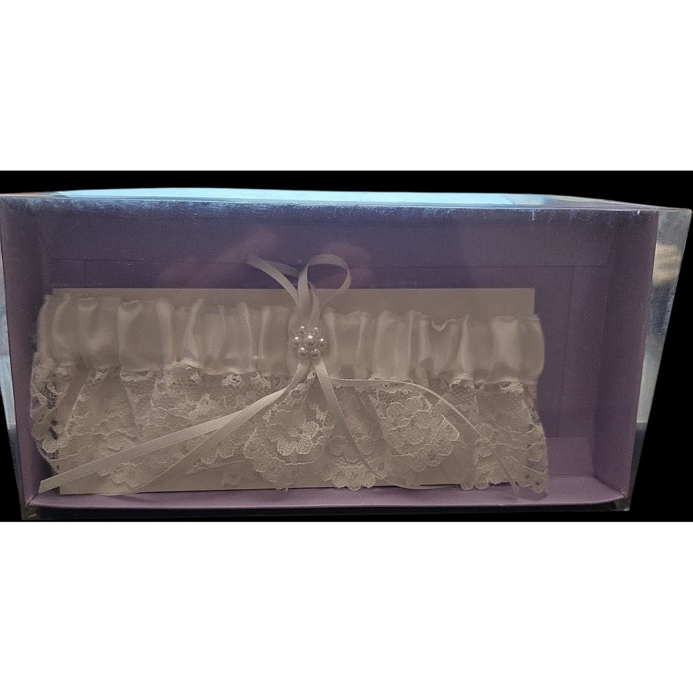 Vintage Wedding Bridal Thigh Leg Garter Ivory Lace Satin Pearl Accent New In Box